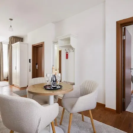 Lettia Hotel